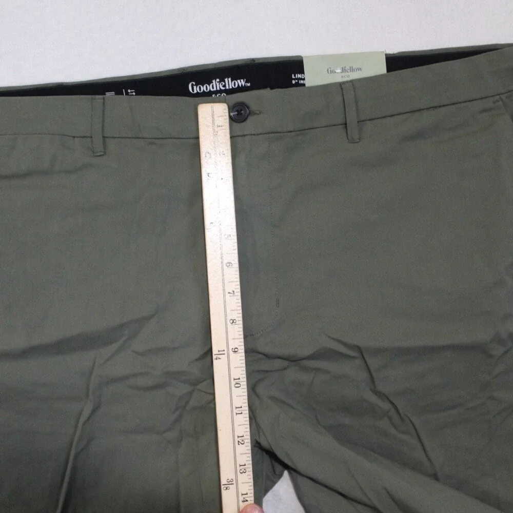 GoodFellow & CO Green Men Chino Pants Wrinkle Resist Stretch Linden Size 48